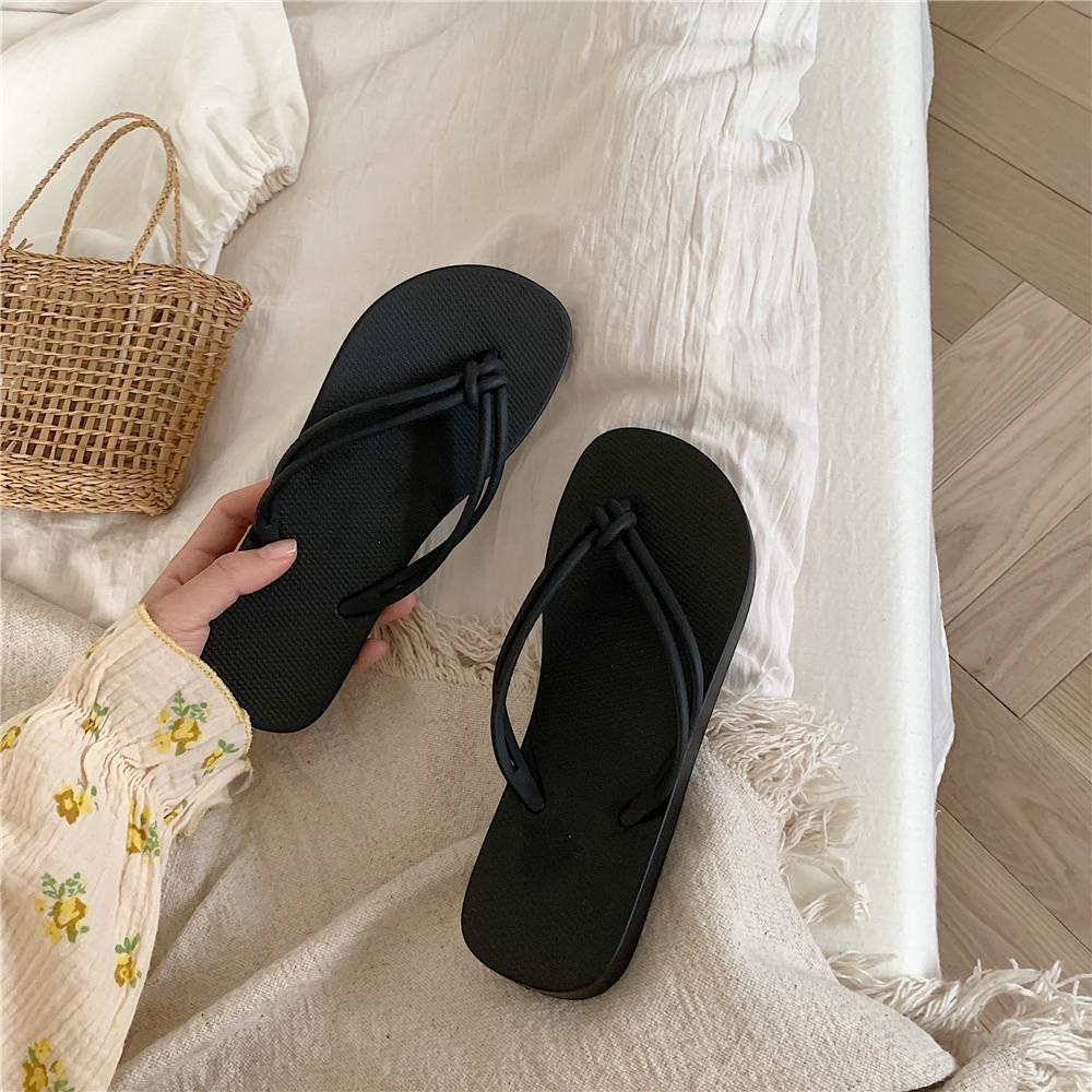 Dép Xỏ Ngón Đế Mềm Chống Trượt Màu Trơn Thời Trang Mùa Hè Dành Cho Nữ