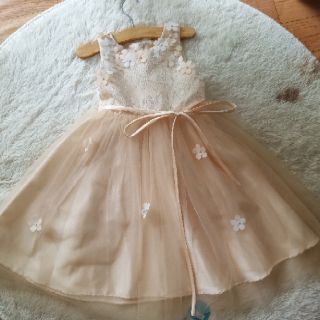 Đầm bé gái ( nhiều mẫu, hàng cao cấp)
