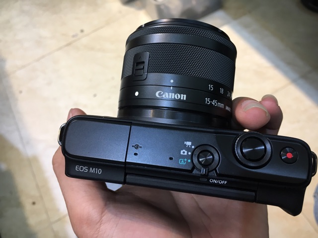 Máy ảnh canon M10 kèm kis 15-45STM