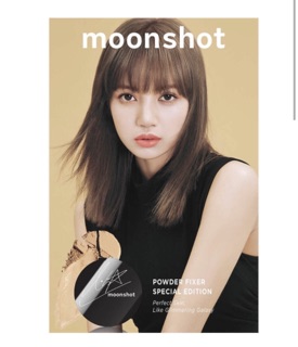 Phấn phủ MOONSHOT có chữ kí LISA