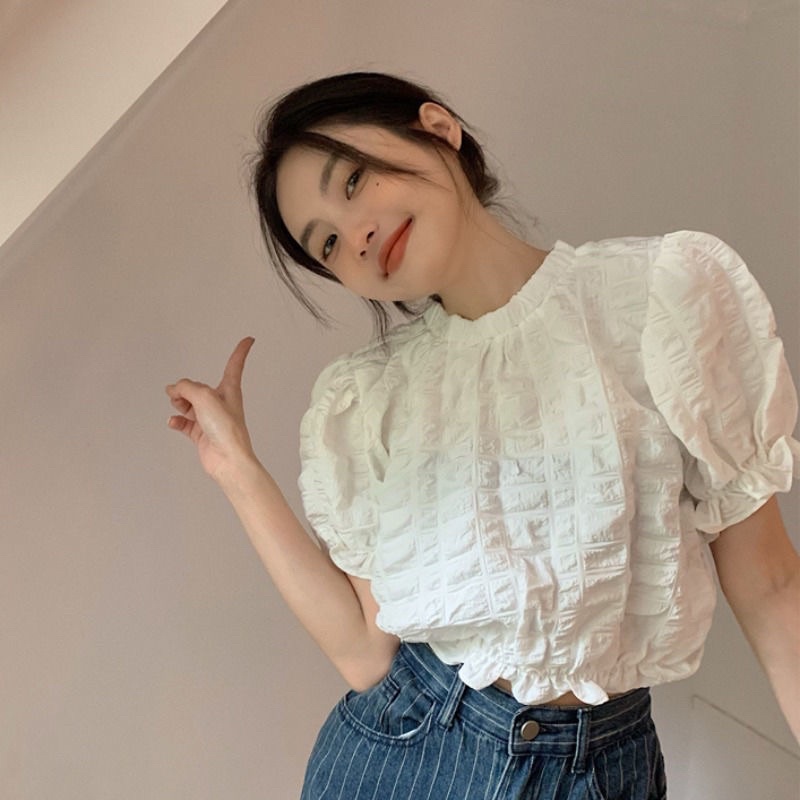 Áo Croptop Tay Phồng Chất Xốp Hai Màu Đen Trắng