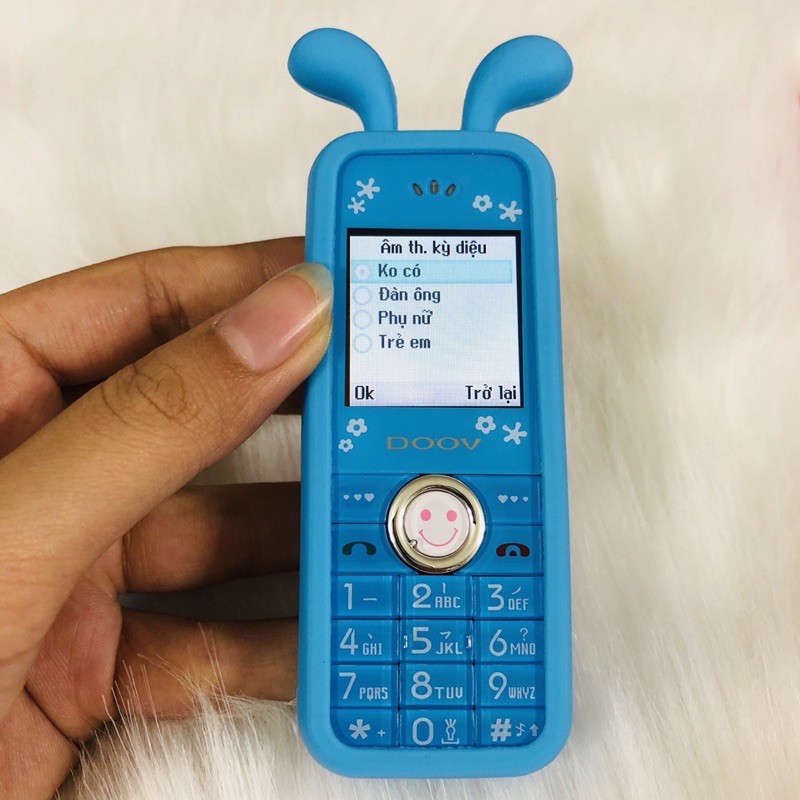 Điện thoại ốp mèo lucky nhiều màu siêu dễ thương cho bé.