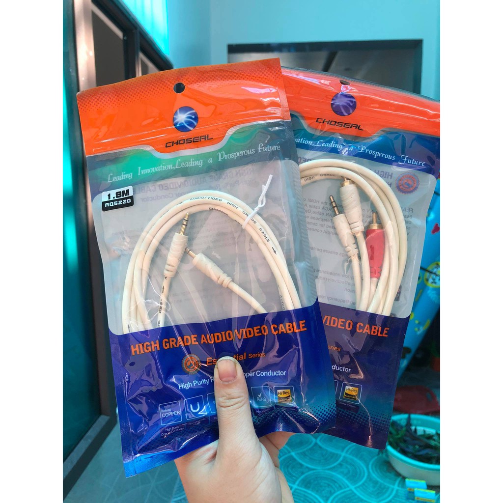 Dây kết nối âm thanh từ điện thoại vào đài cassette
