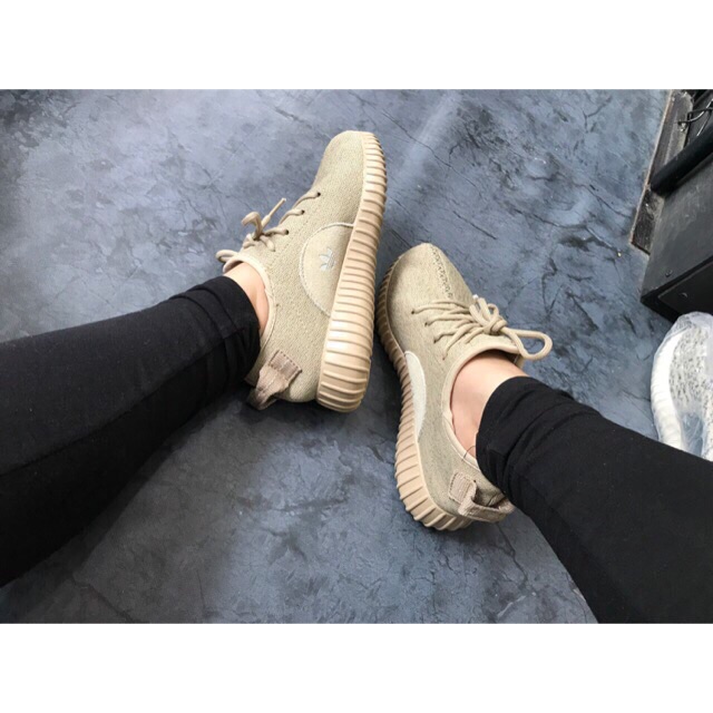 Giày yeezy v1 oxford tan của nữ