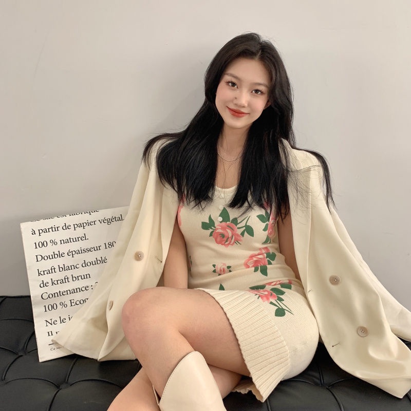 Đầm dệt kim hai dây in hoa phong cách mùa xuân mới cho nữ