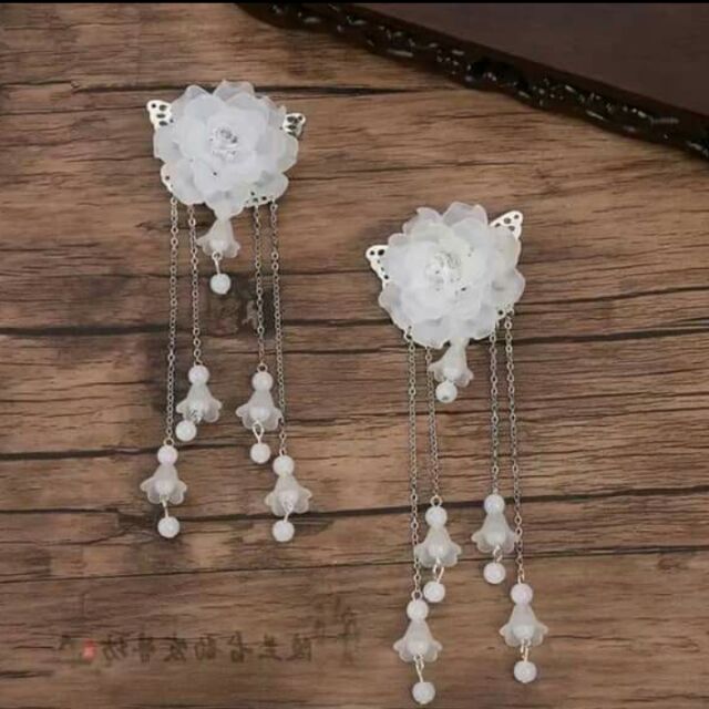 Đôi kẹp tóc hoa cổ trang