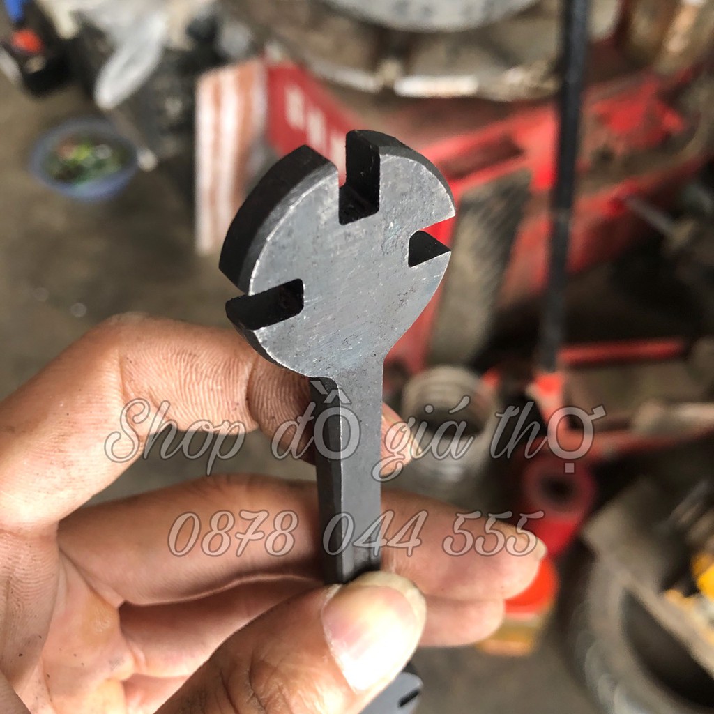 Cà Lê Cân Vành Xe Máy Hiệu Ông Tước