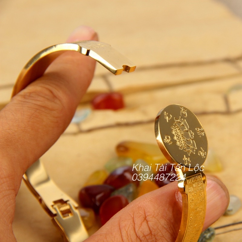 Vòng tay khắc chú đại bi và hoa sen mẫu mới