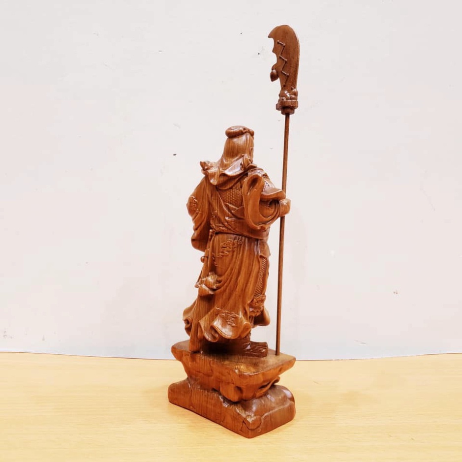 Tượng quan công trung nghĩa bằng gỗ
