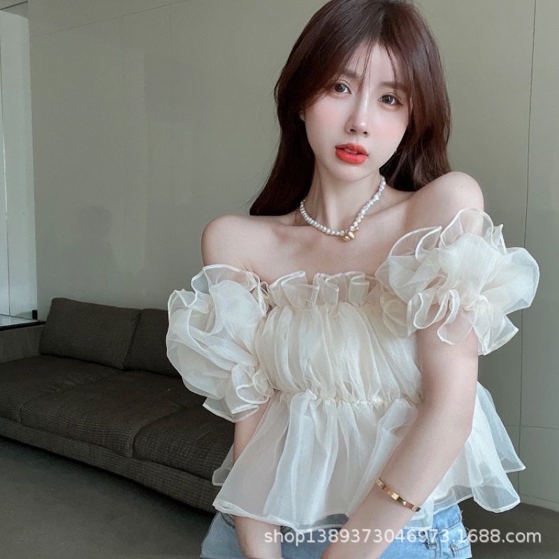 Áo croptop trễ vai tay bồng bánh bèo mùa hè 2 màu siêu cưng A1