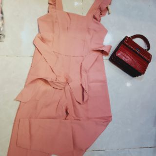 Jum hồng thắt lưng sau