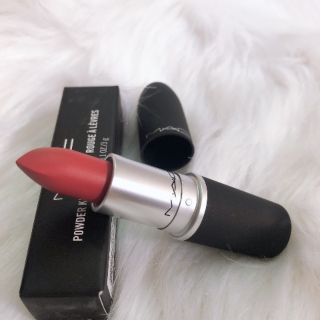 Son MAC 923 Stay Curious Powder Kiss