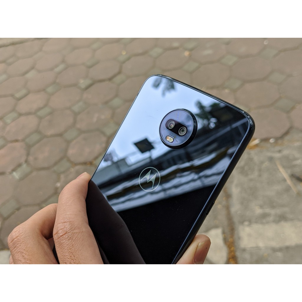 Điện thoại Motorola Moto Z3 Play 5G | Cấu hình mạnh, máy mượt, pin khỏe | tại Playmobile | BigBuy360 - bigbuy360.vn