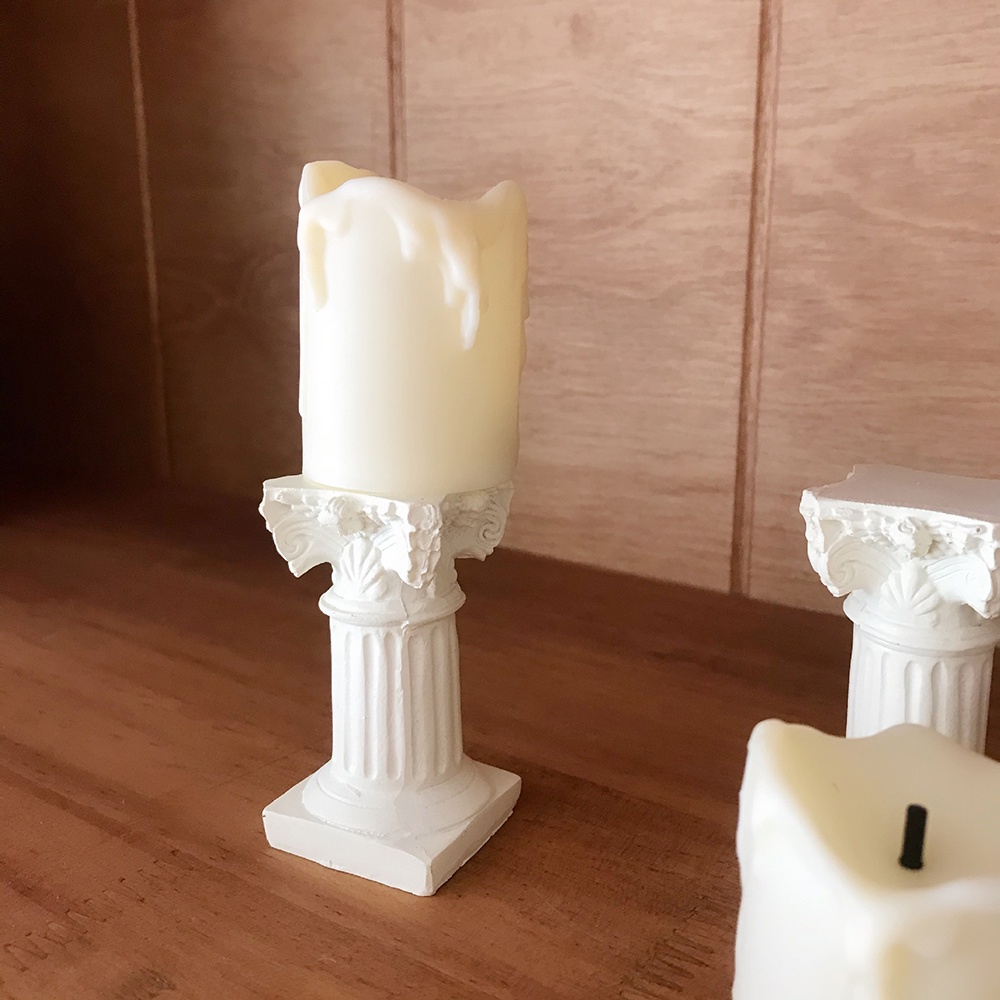 Roman Retro Style Small Candlestick Decoration Resin Photo Props Table Lamp