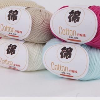 Cuộn len dùng đan sợi chất lượng cao tiện dụng