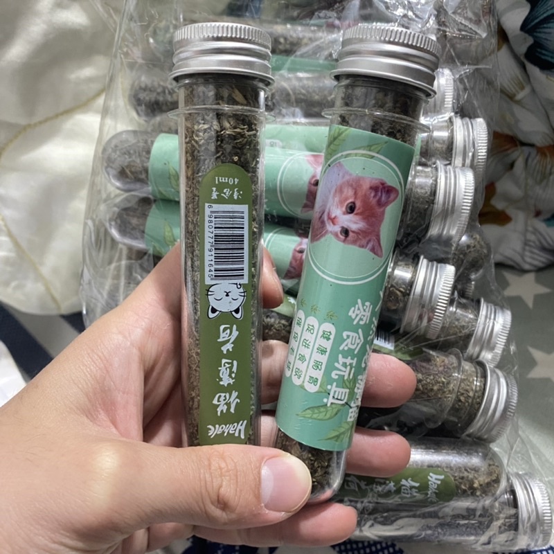 Catnip - Ống cỏ kích thích cho mèo