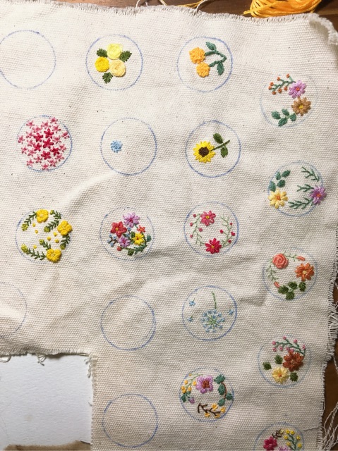 Bộ tập thêu làm cột tóc handmade xinh xinh