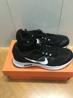 Giày NIKE chính hãng 