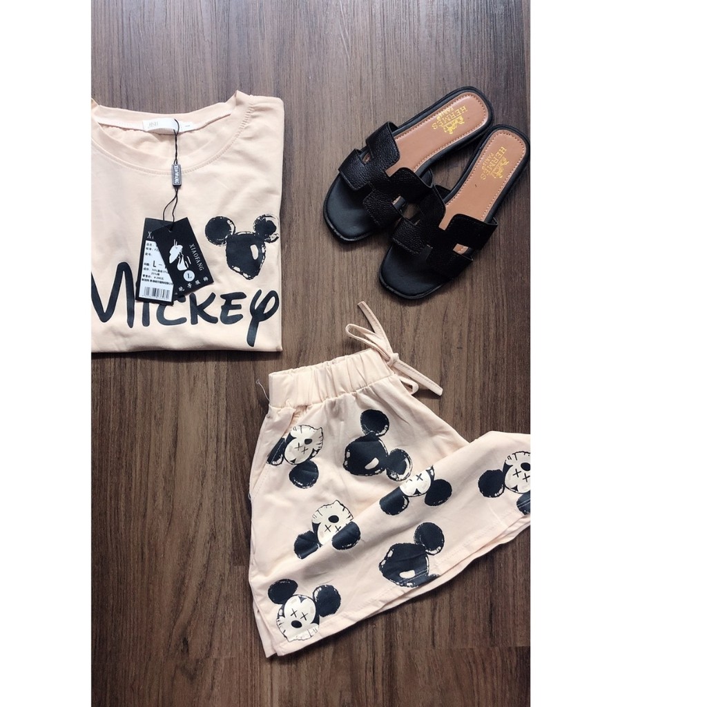 Sét áo cộc quần giả váy hình micky siêu cute | BigBuy360 - bigbuy360.vn
