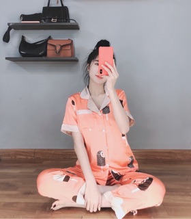 Bộ đồ lụa mặc ở nhà