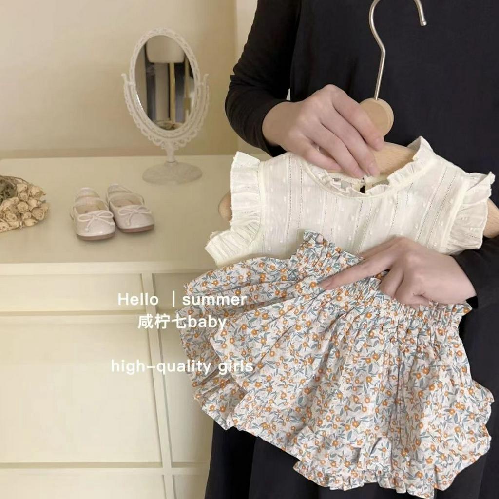 Set Áo Thun Trắng Không Tay + Quần Dài In Hoa Thời Trang Hàn Quốc Cho Bé Gái