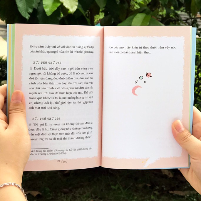 Sách 999 Lá Thư Gửi Cho Chính Mình - Mong Bạn Trở Thành Phiên Bản Hạnh Phúc Nhất (Tập 2) | BigBuy360 - bigbuy360.vn