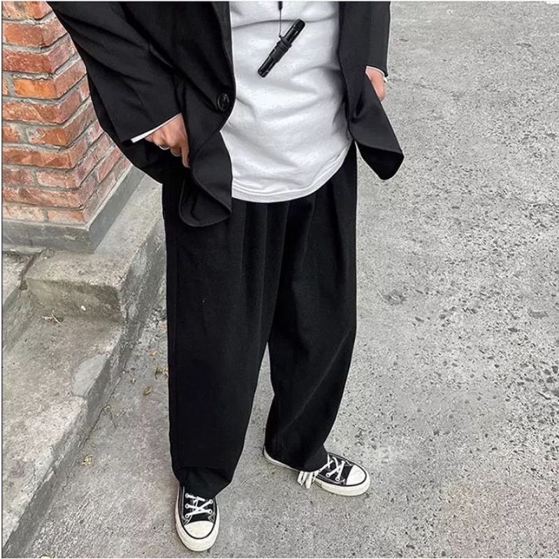 QUẦN KAKI ỐNG RỘNG -TAN -DÁNG SUÔNG PHONG CÁCH HÀN QUỐC-QT1-THỜI TRANG UNISEX-có size Nam Nữ dể phối đồ siêu đẹp màu đen
