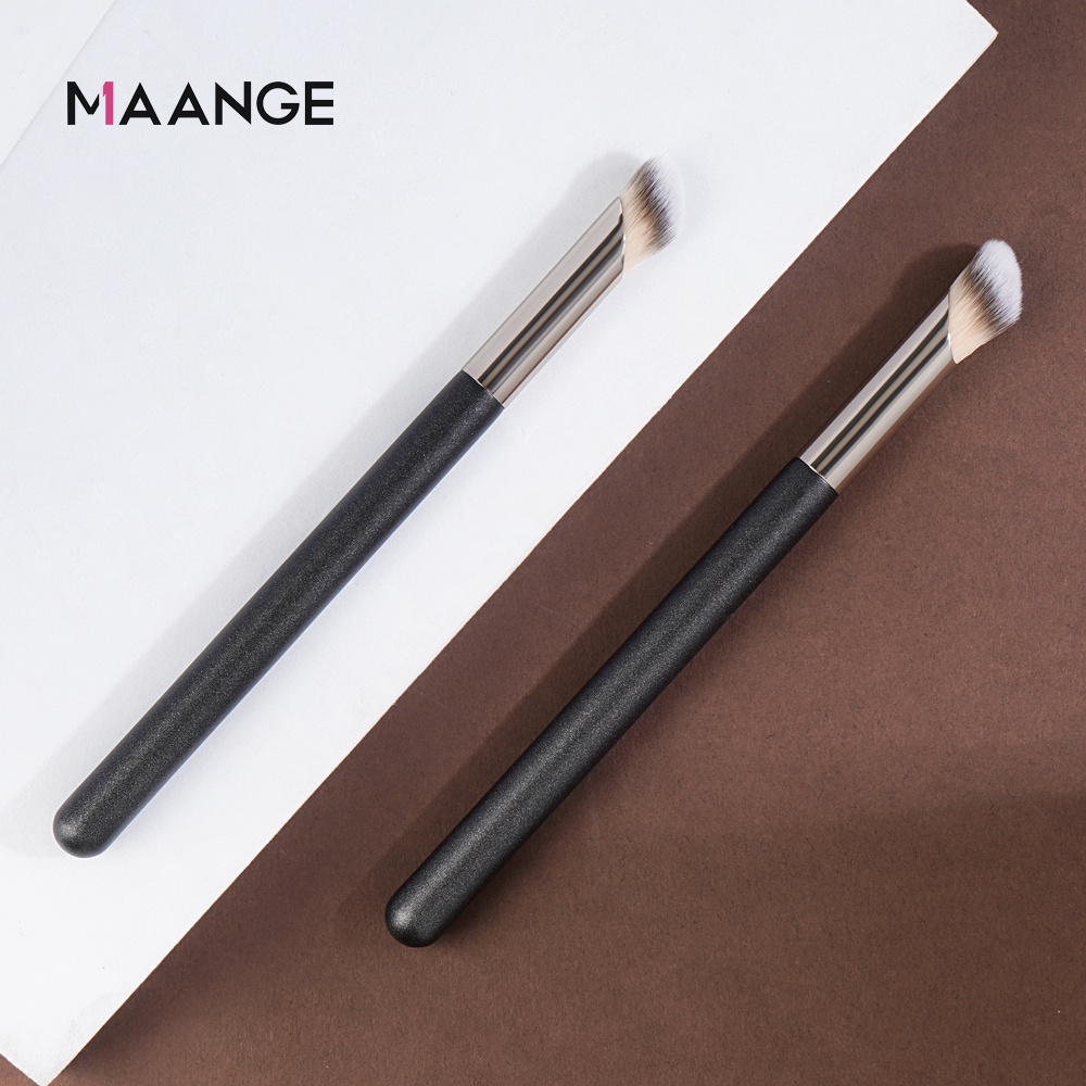 Cọ trang điểm MAGEFY với tay cầm gỗ dài 14.5cm