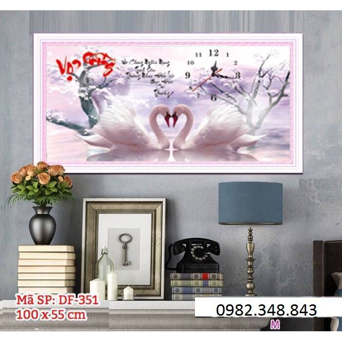 Tranh đính đá đồng hồ vợ chồng KT:100x55cm. Tranh gắn đá khách tự đính
