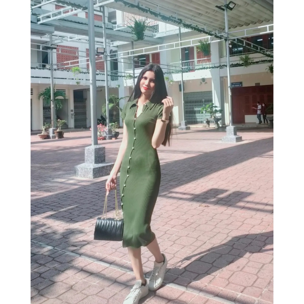 HEBE DRESS_ĐẦM BODY ELE ĐÍNH NÚT NGỌC TRAI  XẺ TÀ,CỔ SƠ MI THANH LỊCH