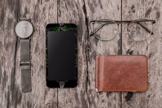 Skin Dán Iphone Lưỡi Hái Tử Thần
