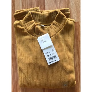 Áo lông cừu uniqlo kid cổ 3 phân