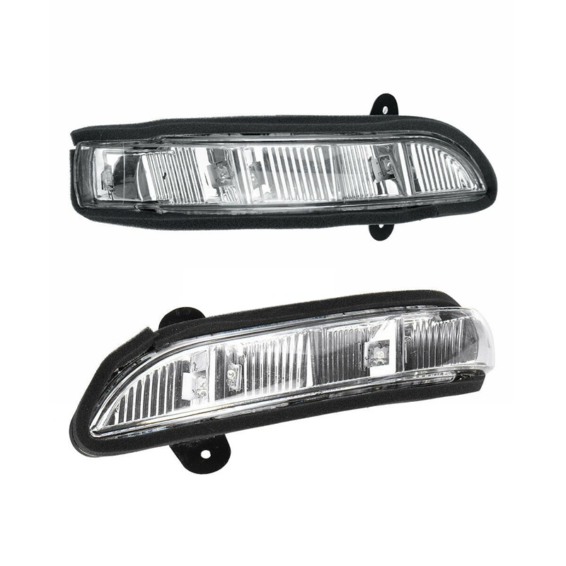 Đèn Xi Nhan Trước / Sau Cho Xe Hơi Mercedes W211 W221 07-10 A2198200521 A2198200621