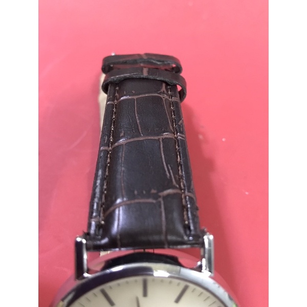 Đồng Hồ Giá Rẻ Darl Vin Dây Da /Phong Cách Cổ Điển / Size 39mm / Hàng Loại 1 Da Tốt Móc Khoá Bằng Hợp Kim