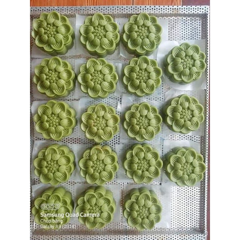 Khuôn trung thu lò xo sen tháp 150g 2 mặt kèm nhấn