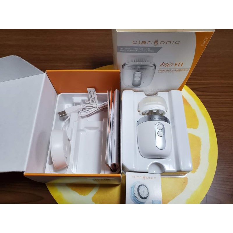 💦  PASS MÁY RỬA MẶT CLARISONIC MIA FIT  kèm 1 cọ new 💦