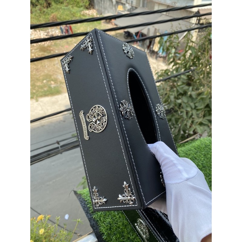 Hộp khăn giấy Chrome Hearts