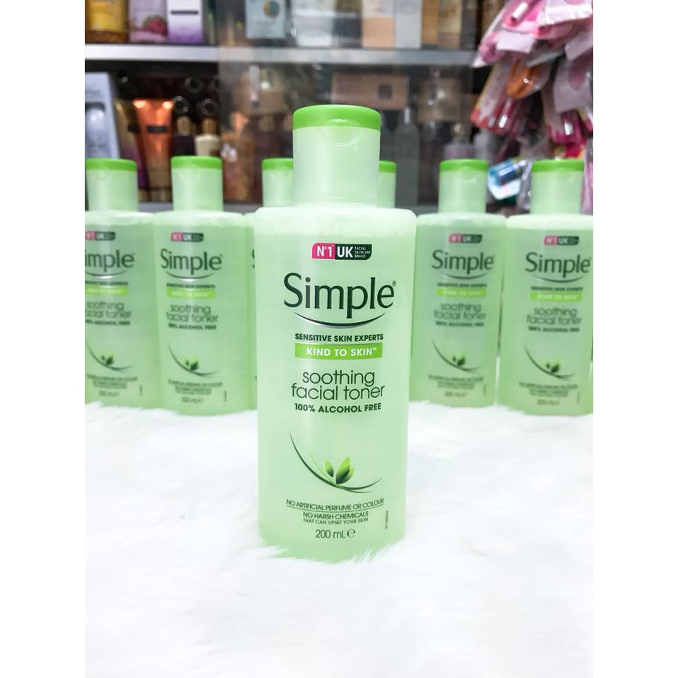 Nước Hoa Hồng Simple Soothing Facial Toner 200ml