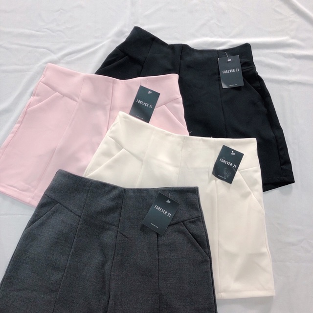 Quần short lưng siêu cao