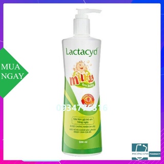 Sữa tắm Lactacyd milky( 500ml)