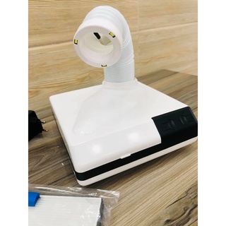 Máy hút bụi mini để bàn có đèn LED
