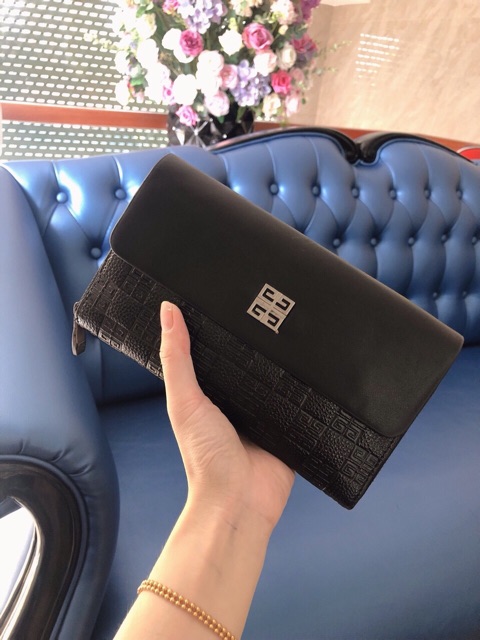 Ví cầm tay thời trang bản to