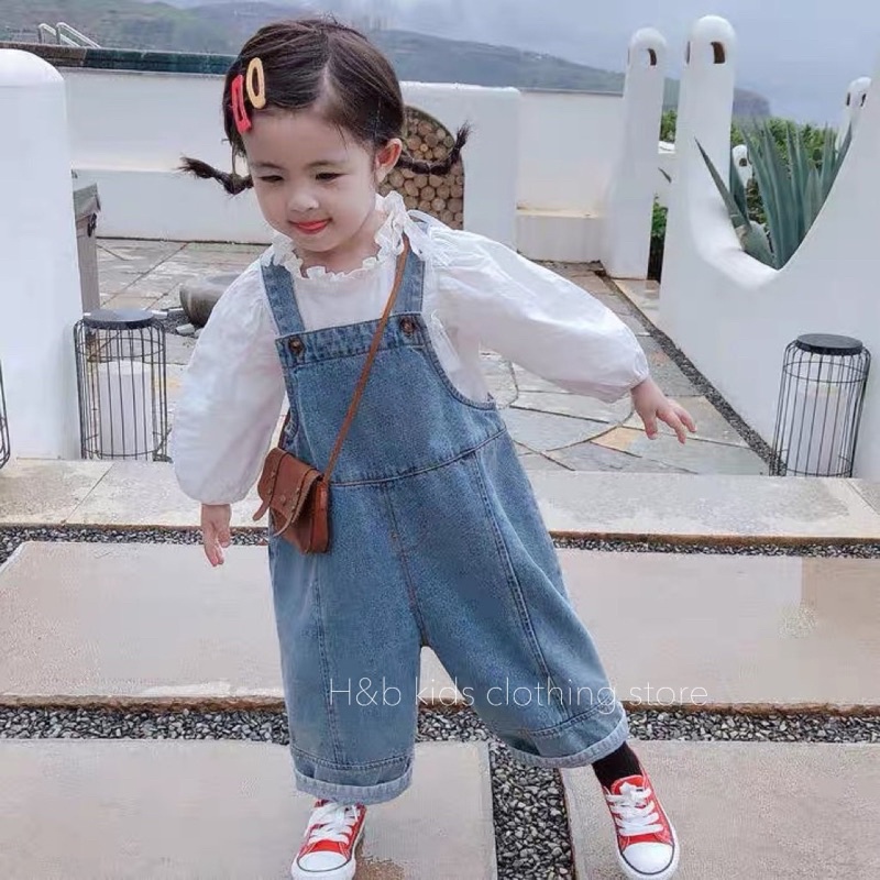 Yếm bò cho bé 10-20kg. set bao gồm Áo thô nơ vai xinh xắn phối với yếm bò hàng đẹp mịn, dày dặn