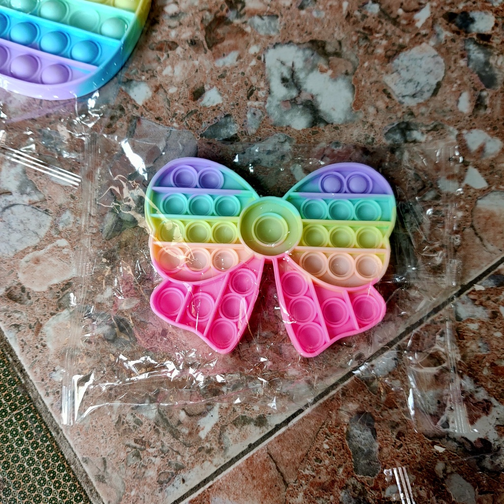 Đồ chơi Pip Pop cầm tay giảm căng thẳng stress dành cho cả người lớn và trẻ em