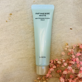Sữa dưỡng da Milk Xoay Infinesse Whitening Pump Milk 30gr