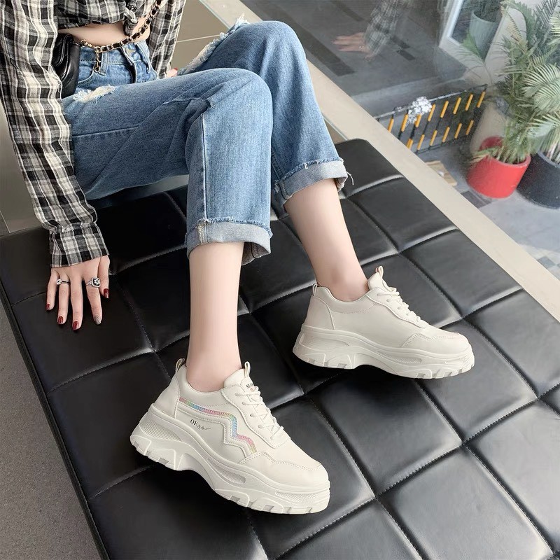 Giày thể thao nữ độn đế vạch sóng K.O - giày sneaker nữ trắng đế cao 7 cm giày ulzzang nữ hàn quốc đẹp giá rẻ 2021 | BigBuy360 - bigbuy360.vn