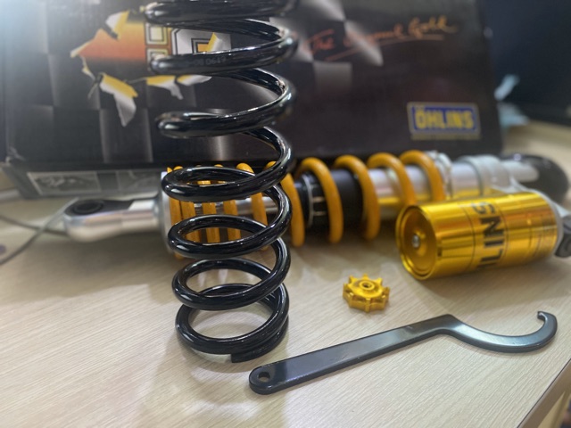PHUỘT SAU VARIO / CLICK / LUVIAS TẶNG ( LÒ XO + NÚM CNC )
