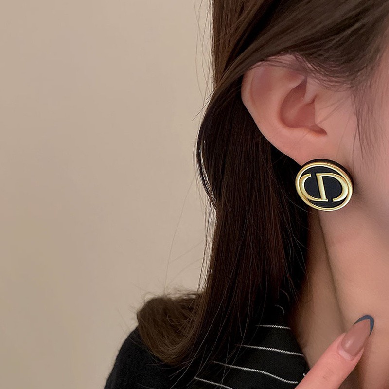 Khuyên tai CD tròn bông tai CD huy hiệu sang chảnh BT22