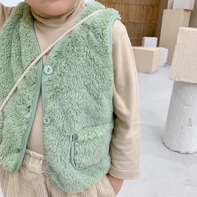 Áo khoác 3 lỗ  cho bé