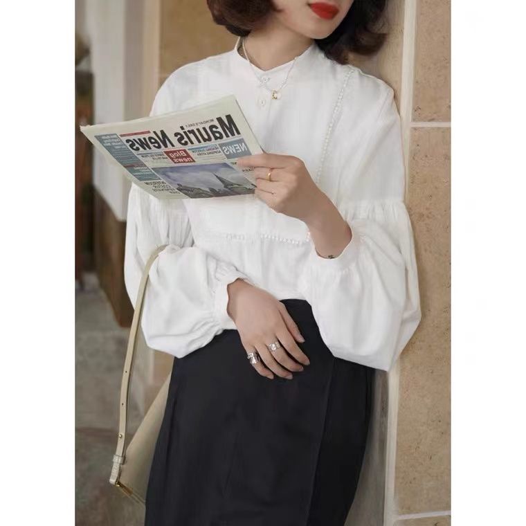 Áo sơ mi tay dài phồng cổ tròn dáng rộng bằng cotton màu trắng cổ điển thời trang xuân thu hàng mới dành cho bạn nữ